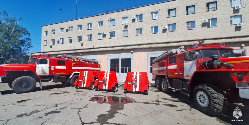 В пожарно-спасательные подразделения Запорожской области, которые дислоцируются вблизи линии боевого соприкосновения поступила бронированная техника