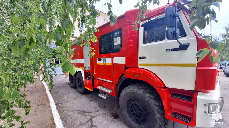 В память о героях Великой Отечественной войны сотрудники МЧС России по Запорожской области приняли участие в патриотической акции «Бессмертный автополк»